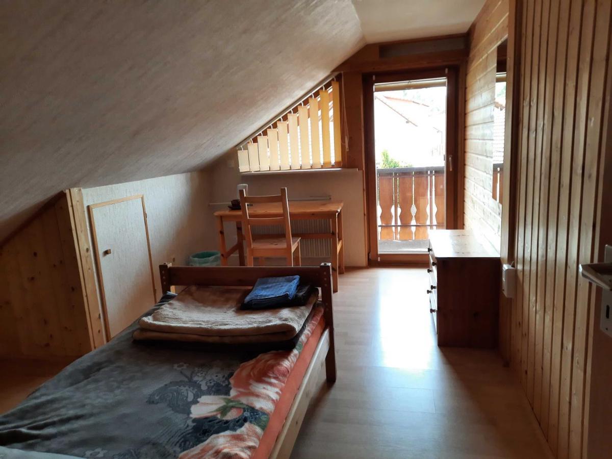 Haus Waldeck Homestay *
